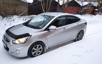 Hyundai Solaris II рестайлинг, 2012 год, 800 000 рублей, 1 фотография