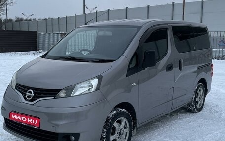 Nissan NV200, 2013 год, 1 430 000 рублей, 1 фотография