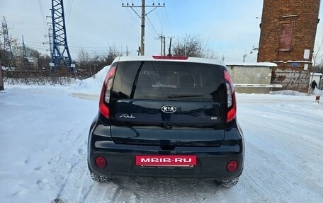 KIA Soul II рестайлинг, 2016 год, 1 690 000 рублей, 6 фотография