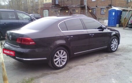 Volkswagen Passat B7, 2011 год, 1 050 000 рублей, 18 фотография