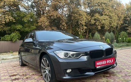 BMW 3 серия, 2012 год, 1 730 000 рублей, 7 фотография