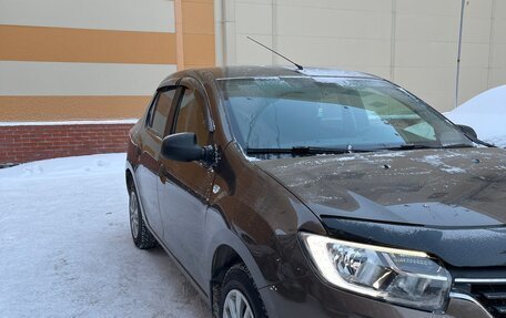 Renault Logan II, 2019 год, 920 000 рублей, 6 фотография