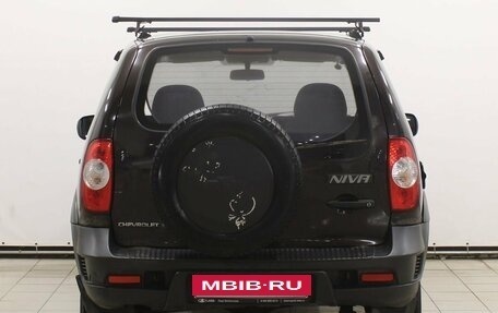 Chevrolet Niva I рестайлинг, 2011 год, 529 900 рублей, 6 фотография