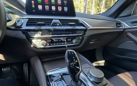 BMW 5 серия, 2019 год, 6 200 000 рублей, 16 фотография