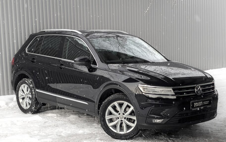 Volkswagen Tiguan II, 2020 год, 3 495 000 рублей, 3 фотография