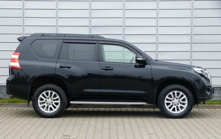 Toyota Land Cruiser Prado 150 рестайлинг 2, 2015 год, 3 998 000 рублей, 4 фотография