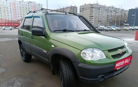 Chevrolet Niva I рестайлинг, 2014 год, 640 000 рублей, 4 фотография