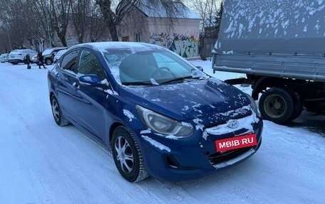 Hyundai Solaris II рестайлинг, 2012 год, 590 000 рублей, 2 фотография