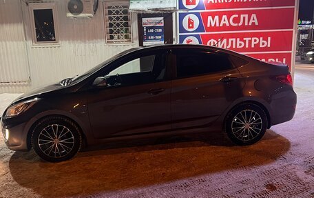 Hyundai Solaris II рестайлинг, 2012 год, 930 000 рублей, 4 фотография