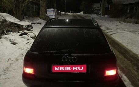 Audi A4, 1996 год, 300 000 рублей, 4 фотография