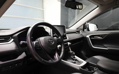 Toyota RAV4, 2019 год, 3 329 000 рублей, 7 фотография