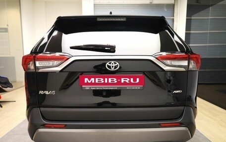 Toyota RAV4, 2019 год, 3 329 000 рублей, 5 фотография