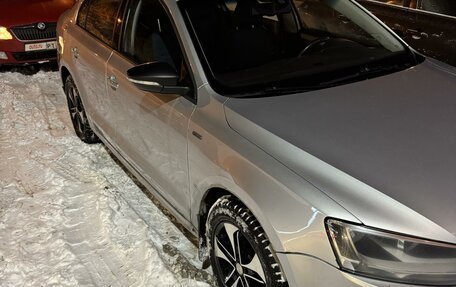 Volkswagen Jetta VI, 2013 год, 850 000 рублей, 2 фотография