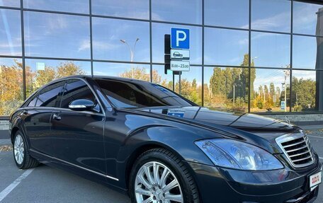 Mercedes-Benz S-Класс, 2005 год, 1 000 000 рублей, 3 фотография