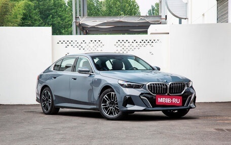 BMW 5 серия, 2024 год, 9 200 000 рублей, 7 фотография