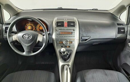 Toyota Auris II, 2008 год, 570 000 рублей, 17 фотография