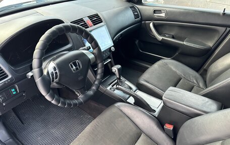 Honda Accord VII рестайлинг, 2004 год, 875 000 рублей, 24 фотография