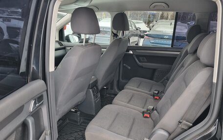 Volkswagen Touran III, 2010 год, 790 000 рублей, 13 фотография