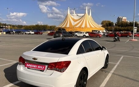 Chevrolet Cruze II, 2011 год, 820 000 рублей, 4 фотография