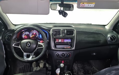 Renault Logan II, 2018 год, 520 000 рублей, 10 фотография