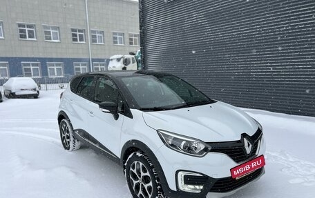 Renault Kaptur I рестайлинг, 2019 год, 1 795 000 рублей, 3 фотография