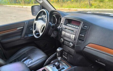 Mitsubishi Pajero IV, 2007 год, 1 190 000 рублей, 11 фотография