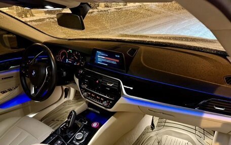 BMW 5 серия, 2018 год, 3 270 000 рублей, 10 фотография