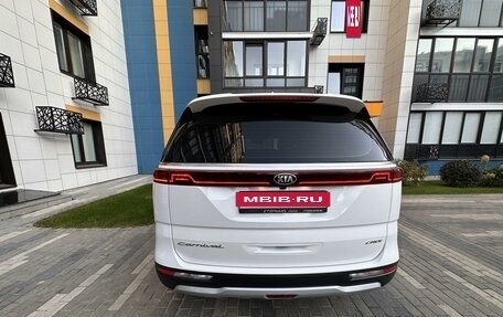 KIA Carnival, 2021 год, 4 850 000 рублей, 7 фотография