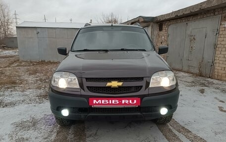 Chevrolet Niva I рестайлинг, 2013 год, 550 000 рублей, 3 фотография