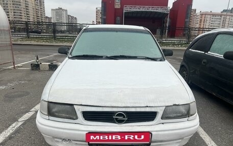 Opel Astra F, 1996 год, 79 000 рублей, 2 фотография