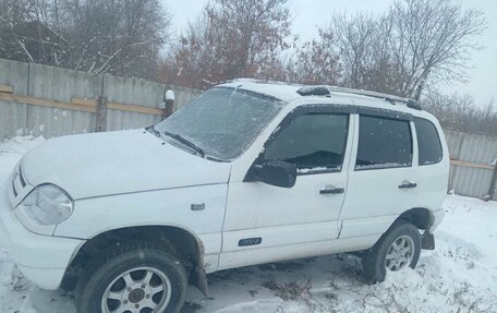 Chevrolet Niva I рестайлинг, 2003 год, 550 000 рублей, 6 фотография