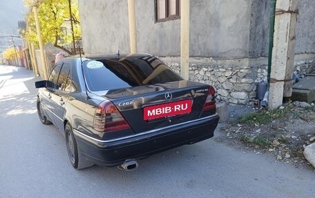 Mercedes-Benz C-Класс, 1993 год, 415 000 рублей, 4 фотография