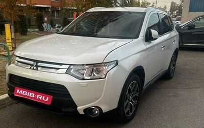 Mitsubishi Outlander III рестайлинг 3, 2014 год, 1 790 000 рублей, 1 фотография