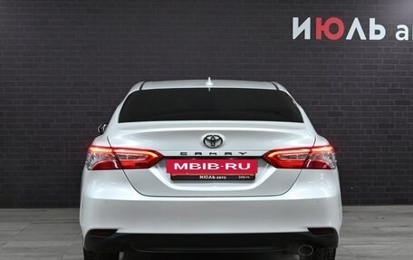 Toyota Camry, 2019 год, 3 299 000 рублей, 4 фотография