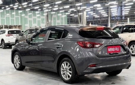 Mazda Axela, 2019 год, 1 600 000 рублей, 19 фотография