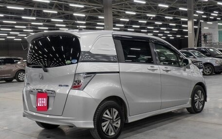 Honda Freed I, 2012 год, 1 400 000 рублей, 18 фотография