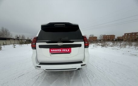 Toyota Land Cruiser Prado 150 рестайлинг 2, 2014 год, 4 500 000 рублей, 8 фотография