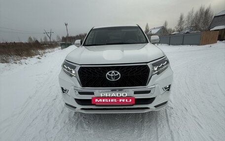 Toyota Land Cruiser Prado 150 рестайлинг 2, 2014 год, 4 500 000 рублей, 3 фотография