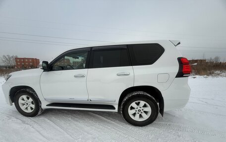 Toyota Land Cruiser Prado 150 рестайлинг 2, 2014 год, 4 500 000 рублей, 11 фотография