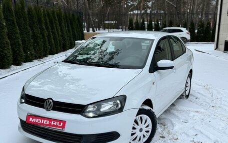 Volkswagen Polo VI (EU Market), 2014 год, 830 000 рублей, 3 фотография