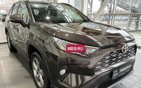 Toyota RAV4, 2019 год, 3 569 000 рублей, 6 фотография