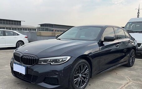 BMW 3 серия, 2021 год, 2 800 000 рублей, 1 фотография