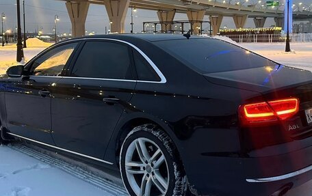 Audi A8, 2011 год, 3 200 000 рублей, 4 фотография