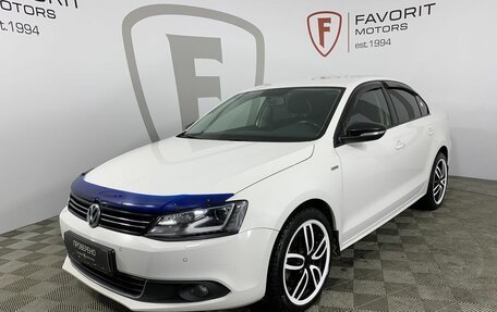 Volkswagen Jetta VI, 2013 год, 1 150 000 рублей, 1 фотография