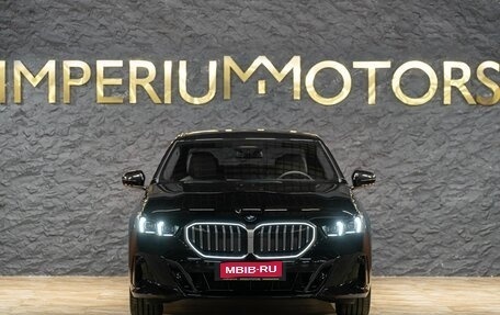 BMW 5 серия, 2024 год, 9 290 000 рублей, 1 фотография