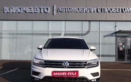 Volkswagen Tiguan II, 2017 год, 2 610 000 рублей, 3 фотография