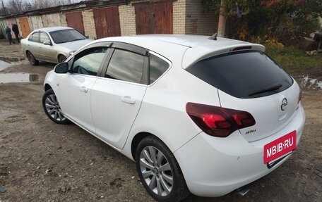 Opel Astra J, 2011 год, 820 000 рублей, 7 фотография