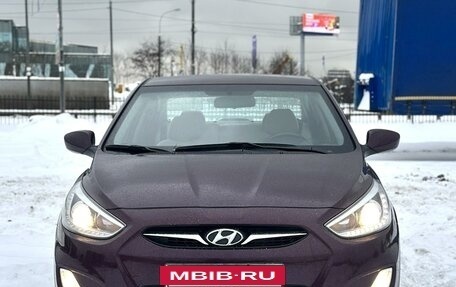 Hyundai Solaris II рестайлинг, 2013 год, 1 200 000 рублей, 2 фотография