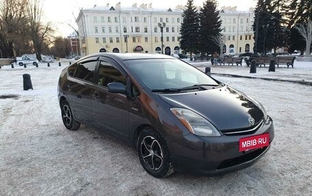 Toyota Prius, 2008 год, 825 000 рублей, 2 фотография