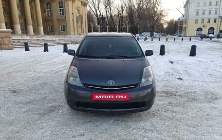 Toyota Prius, 2008 год, 825 000 рублей, 3 фотография